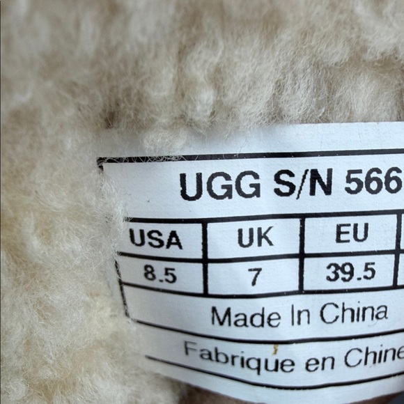 UGG All Leather Shearling Waterproof Women's Boots Chestnut 8.5 - Picture 10 of 16